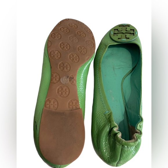 Tory Burch Reva Tumbled Patent Leather flats - Picture 5 of 5